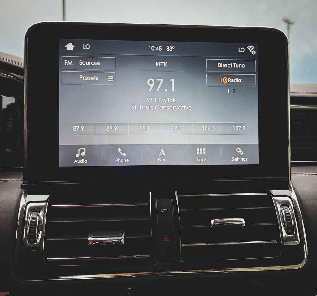 Used 2018 Lincoln Navigator L Black Label AWD/4WD image 15