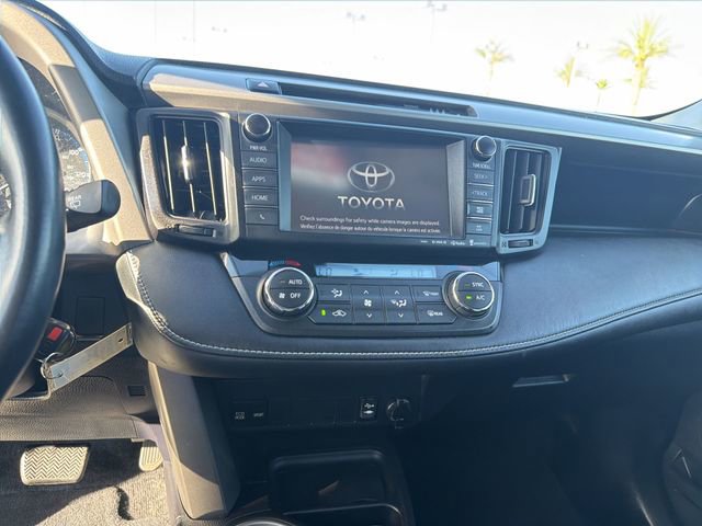 Used 2017 Toyota RAV4 XLE w/ Carpet Mat Package AWD/4WD image 18