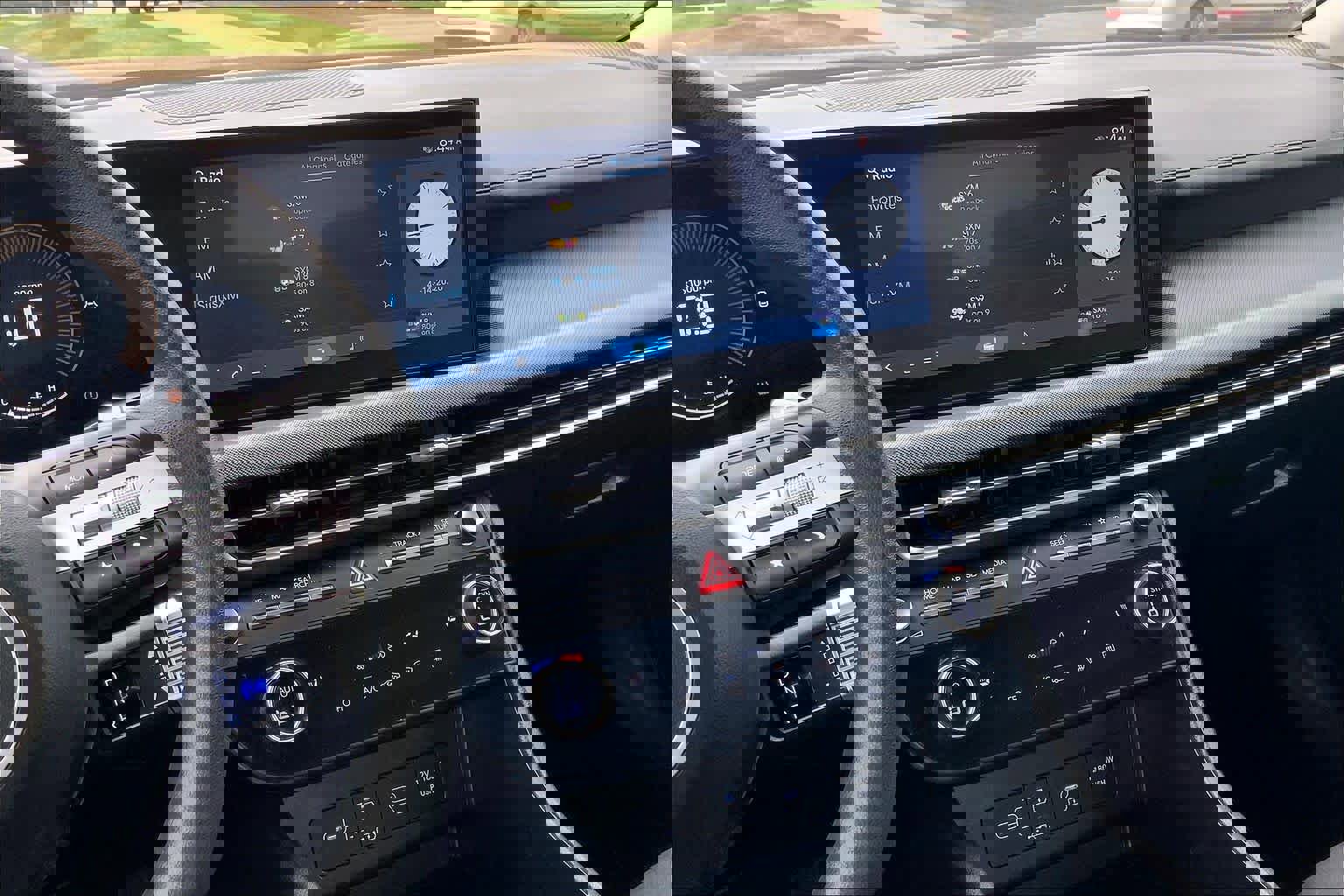 Used 2025 Hyundai Sonata SEL FWD image 7