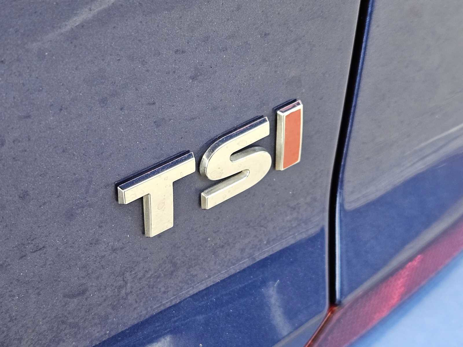 Used 2017 Volkswagen Passat 1.8T SE image 12