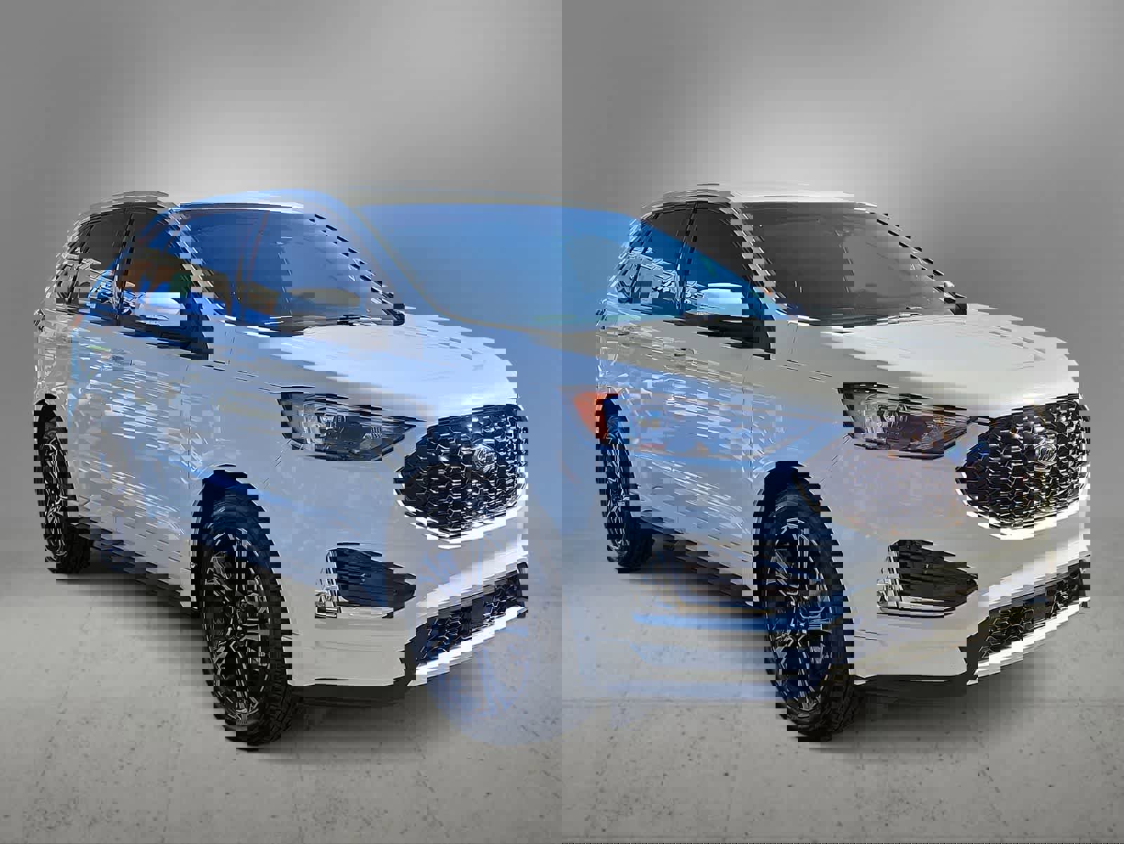 Used 2021 Ford Edge ST image 2