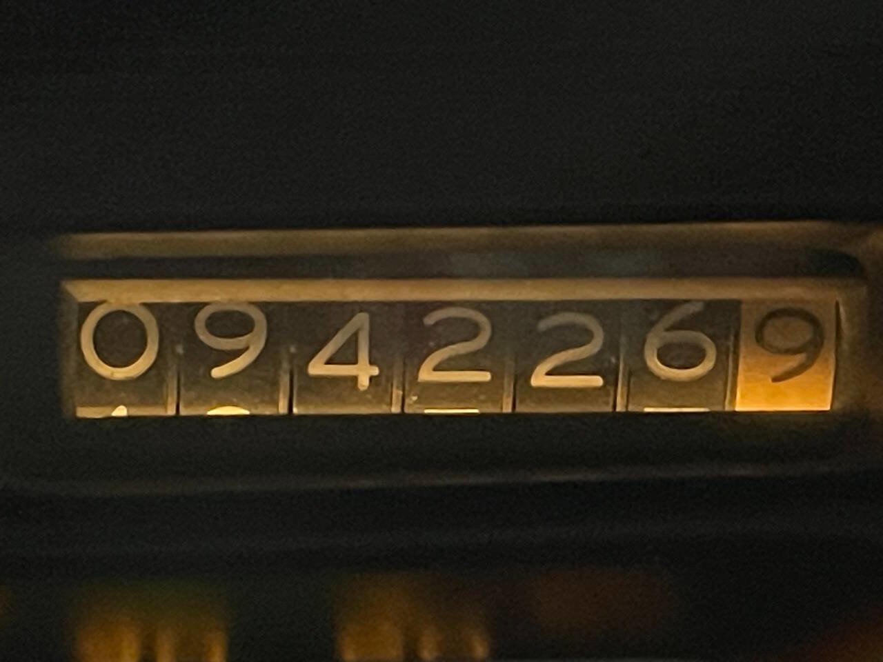 Used 1986 Chevrolet Corvette Coupe image 30