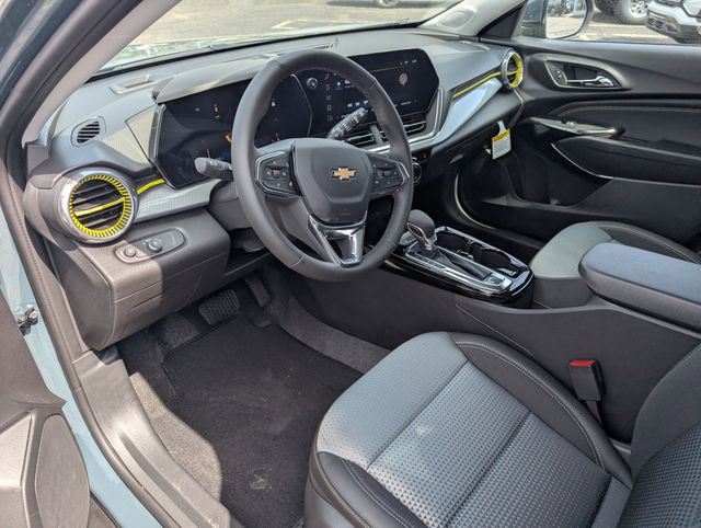 New 2026 Chevrolet Trax LT w/ Driver Confidence Package image 12