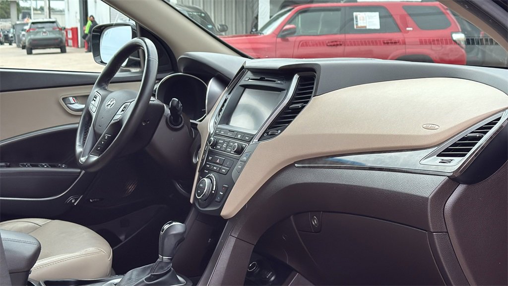 Used 2017 Hyundai Santa Fe Sport w/ 2.4L Tech Package 04 image 33