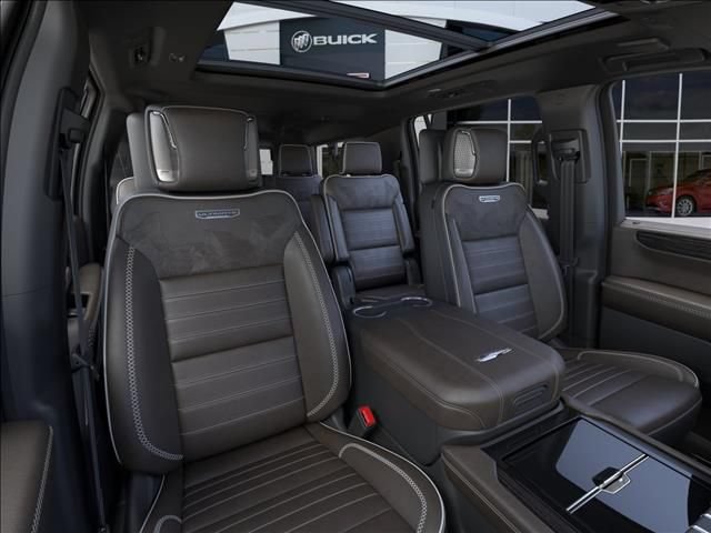 New 2026 GMC Yukon XL Denali Ultimate AWD/4WD image 16