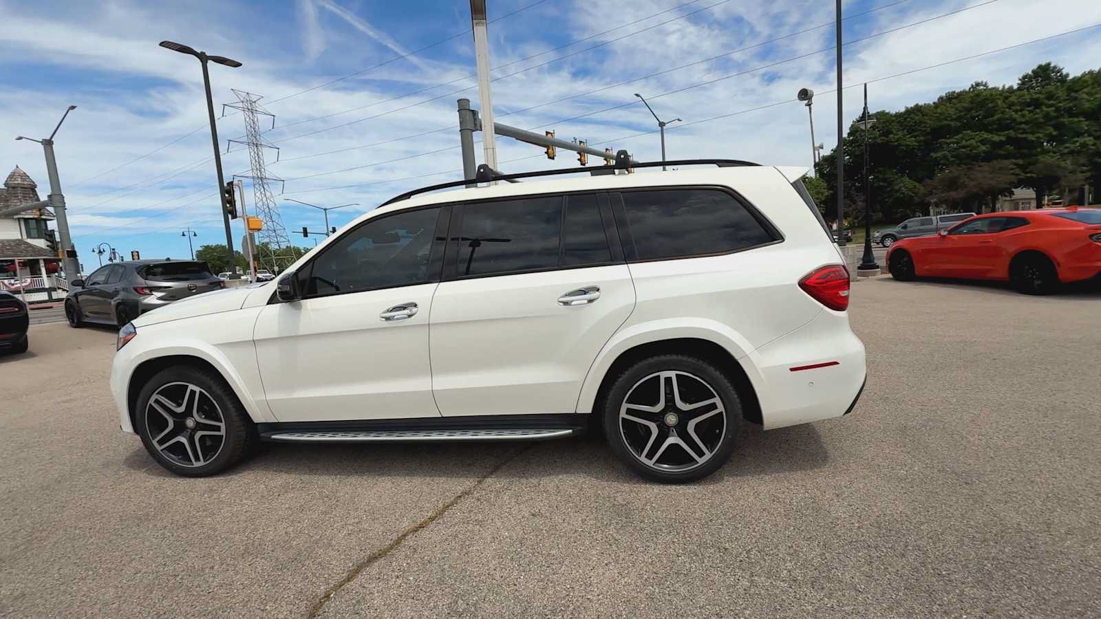 Used 2017 Mercedes-Benz GLS 550 4MATIC image 5
