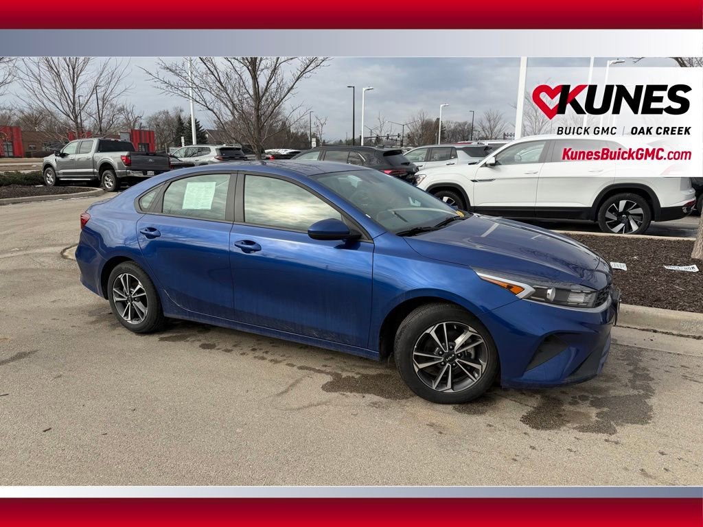 Used 2024 Kia Forte LXS image 4