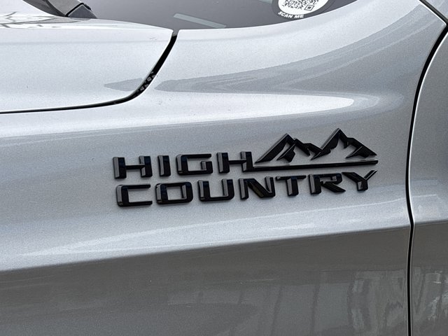 Used 2023 Chevrolet Tahoe High Country image 13