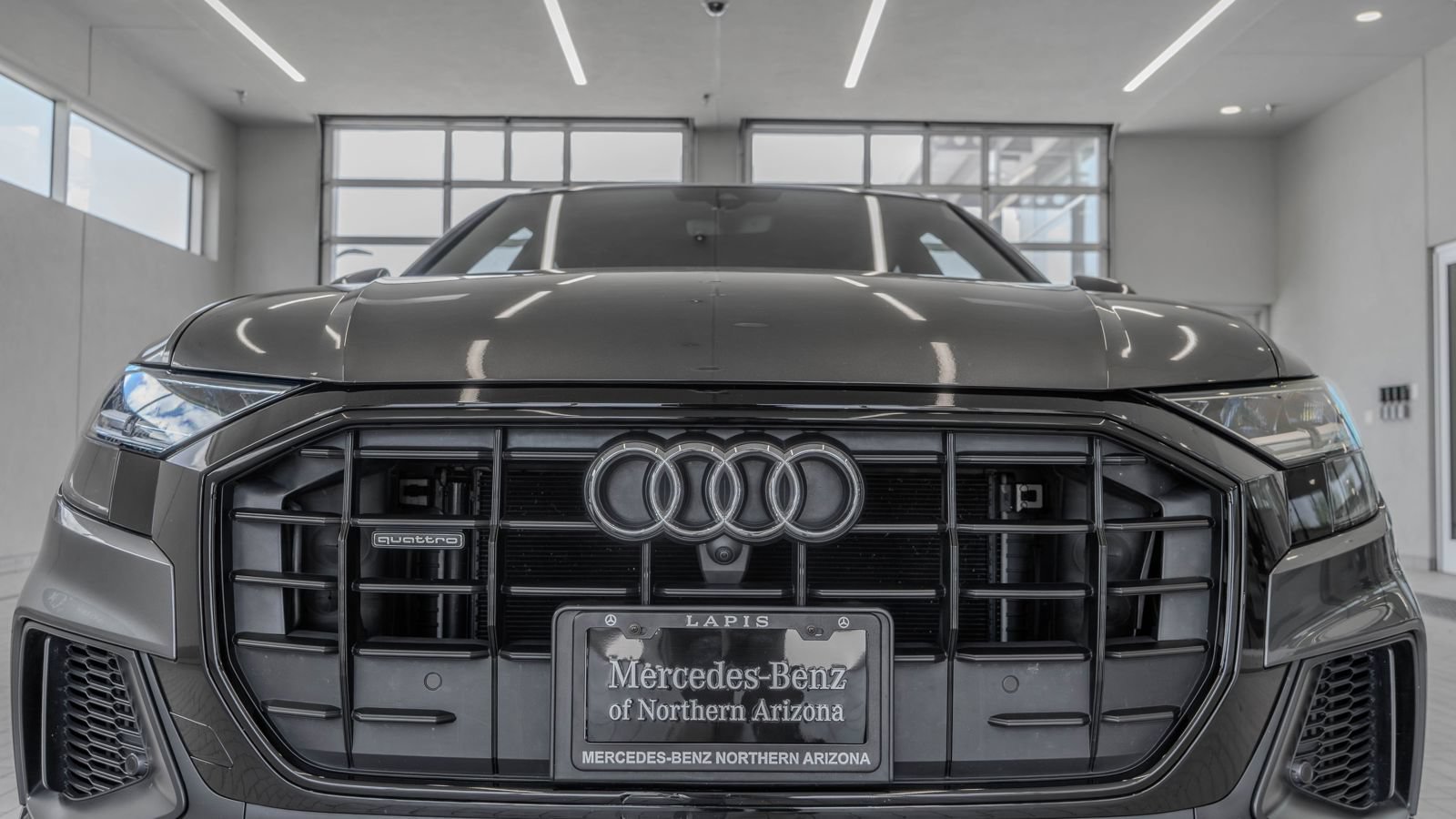 Used 2020 Audi Q8 Premium Plus AWD/4WD image 23