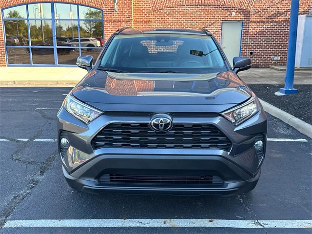 Used 2021 Toyota RAV4 XLE Premium image 2