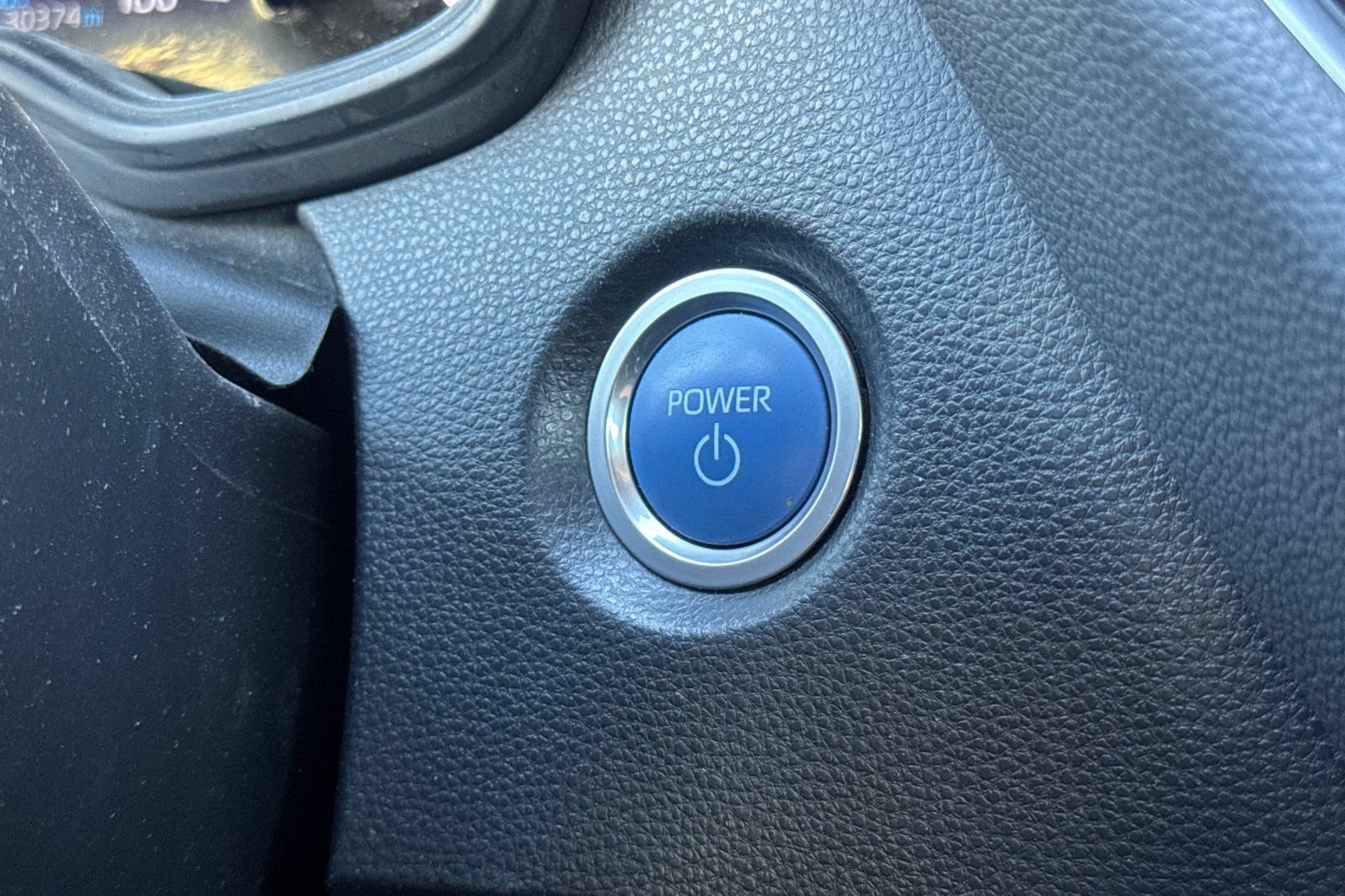 Used 2022 Toyota Corolla LE FWD image 32