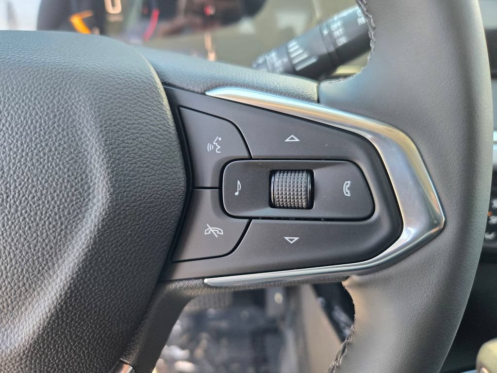 New 2026 Chevrolet Trax LT w/ Driver Confidence Package FWD image 14
