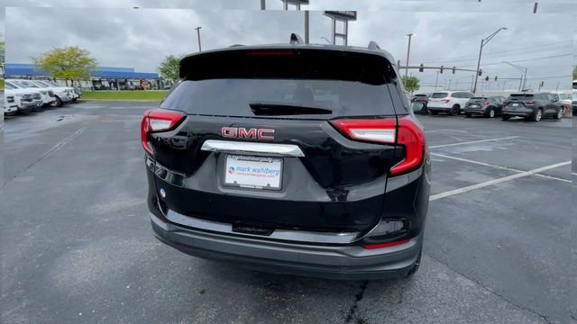 Used 2022 GMC Terrain SLE w/ Driver Convenience Package AWD/4WD image 9