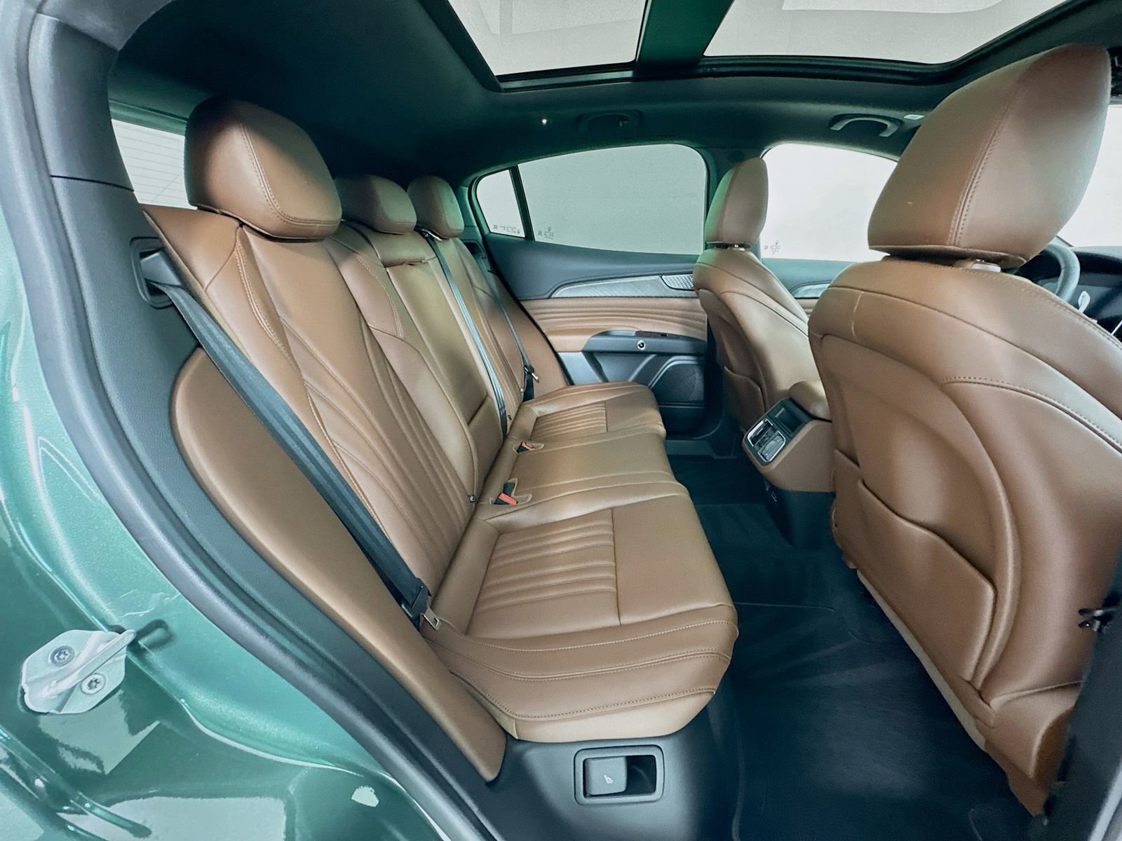 New 2025 Maserati Grecale GT image 28