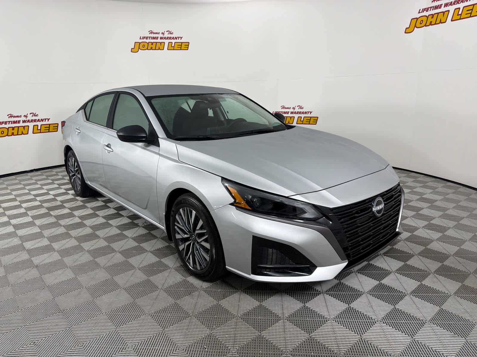 New 2026 Nissan Altima 2.5 SV image 8