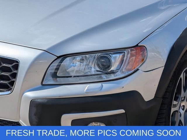 Used 2015 Volvo XC70 T6 w/ Proximity Package AWD/4WD image 6