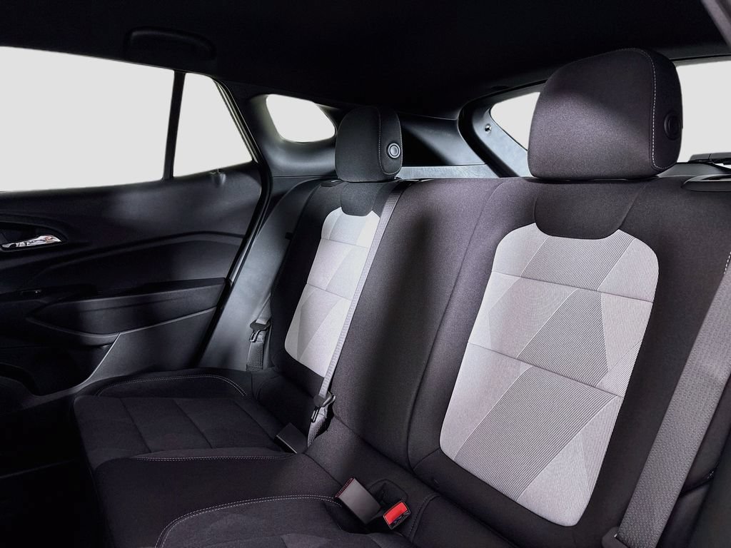 New 2026 Chevrolet Trax RS w/ Driver Confidence Package FWD image 24