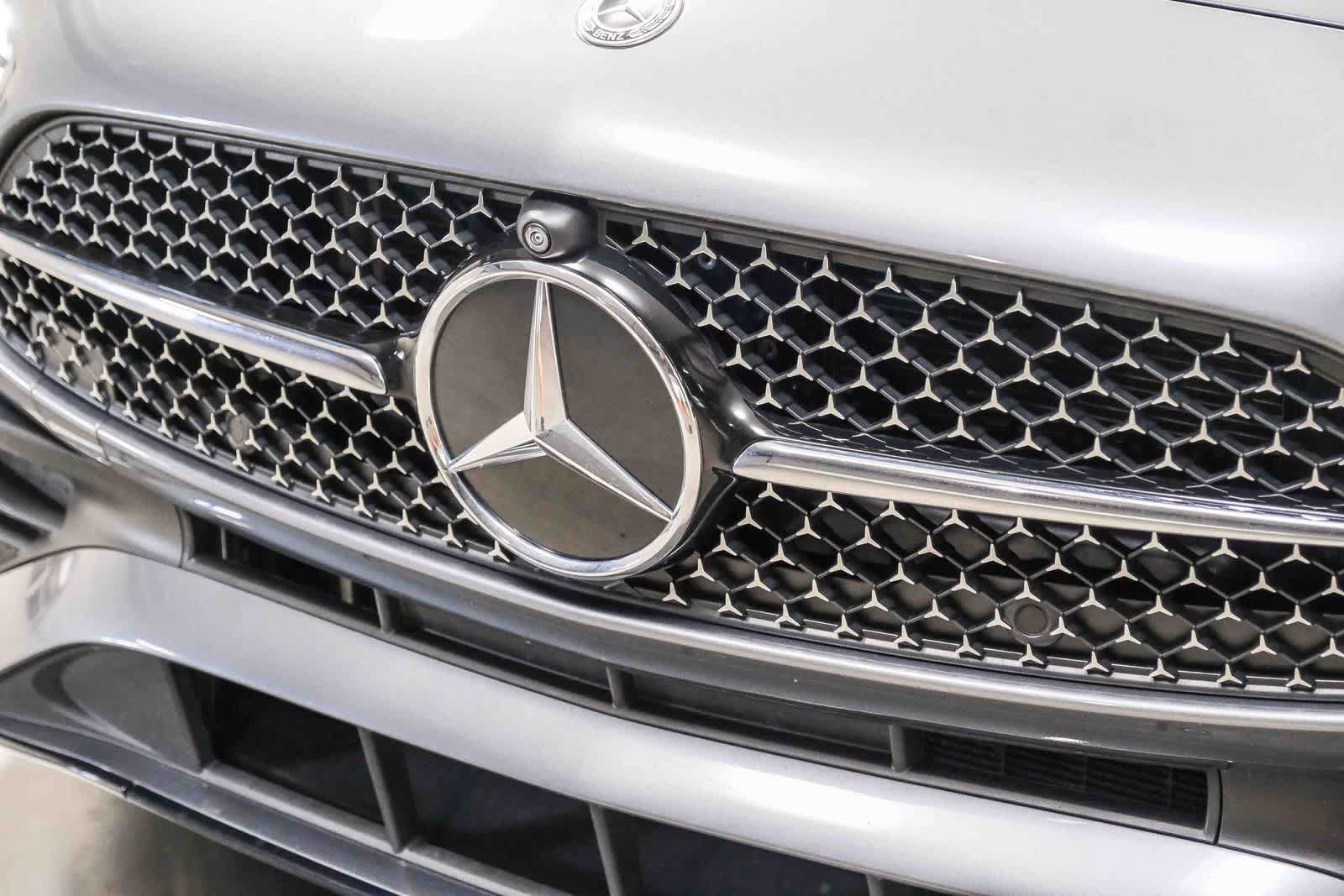 Certified 2025 Mercedes-Benz C 300 Sedan image 13
