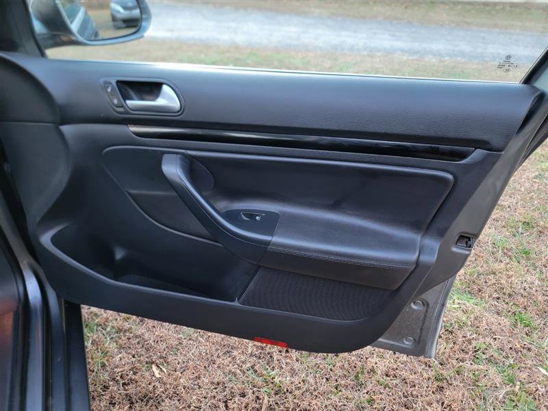 Used 2014 Volkswagen Jetta TDI image 21