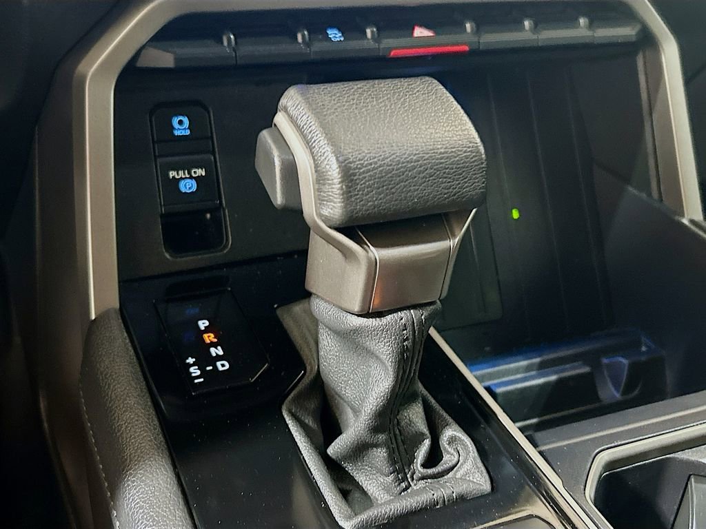 Used 2023 Toyota Tundra Limited w/ Power Package RWD image 14