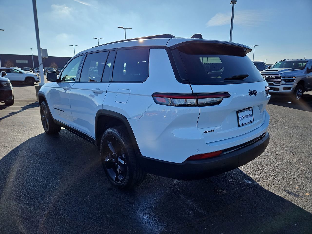 New 2025 Jeep Grand Cherokee L Altitude image 5