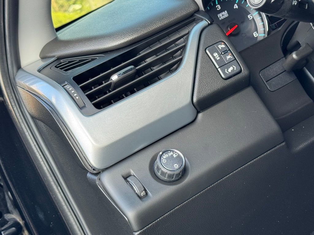 Used 2019 Chevrolet Tahoe LT RWD image 25