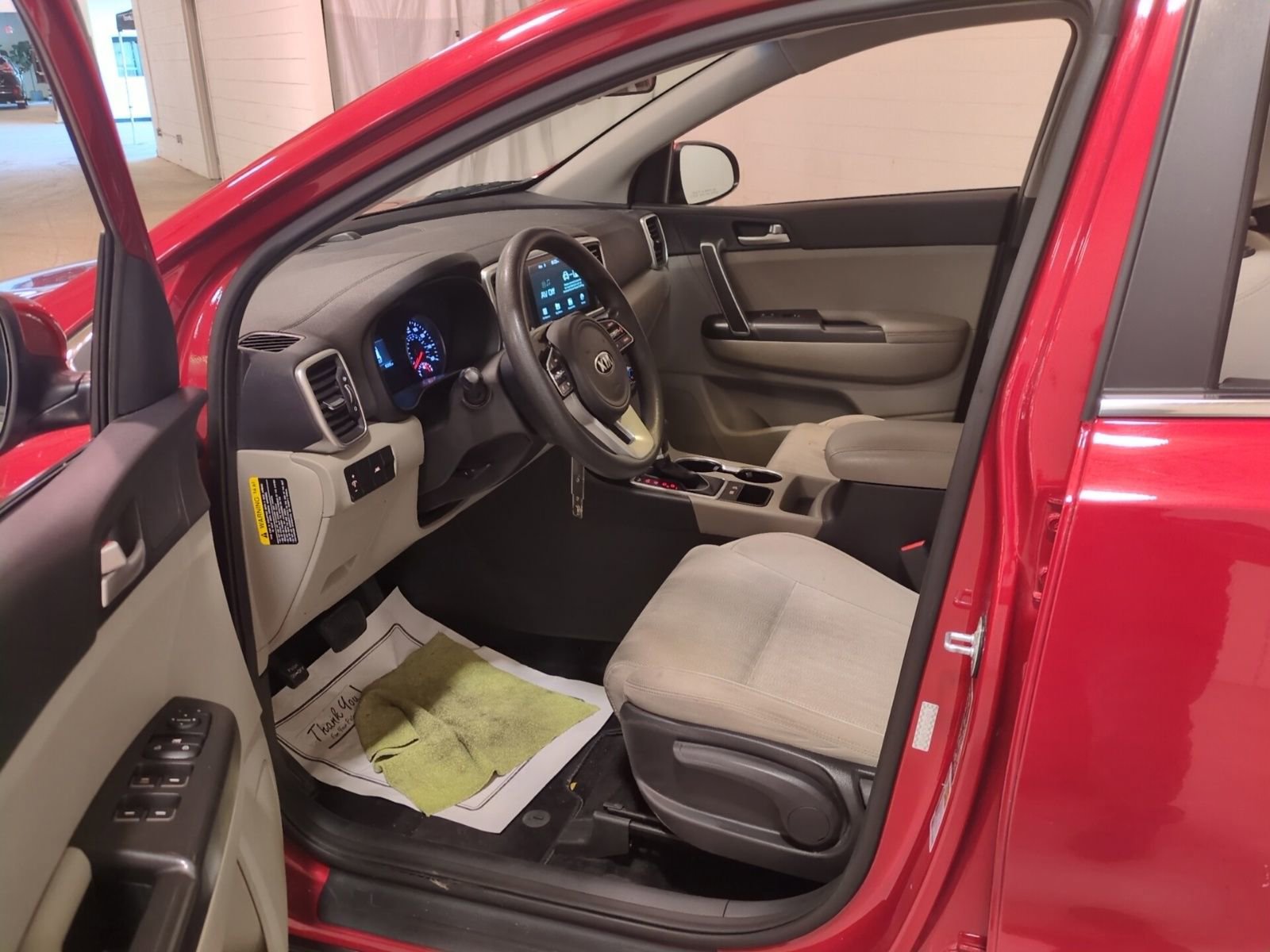 Used 2020 Kia Sportage LX image 15