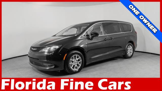 Used 2023 Chrysler Voyager LX video 1