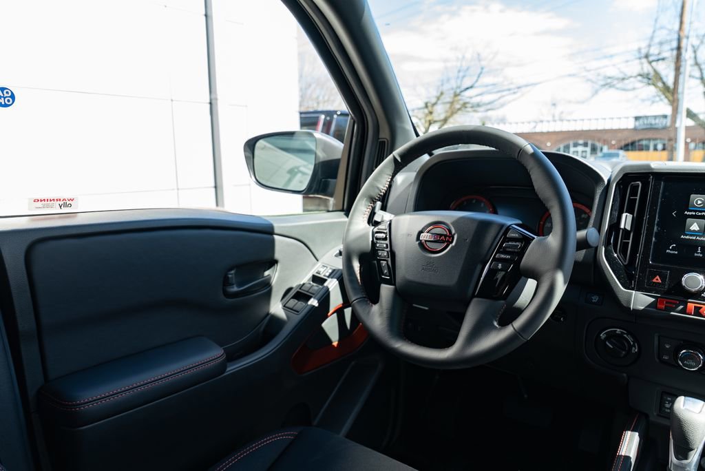 New 2026 Nissan Frontier PRO-4X w/ Pro-4x Convenience Package image 11