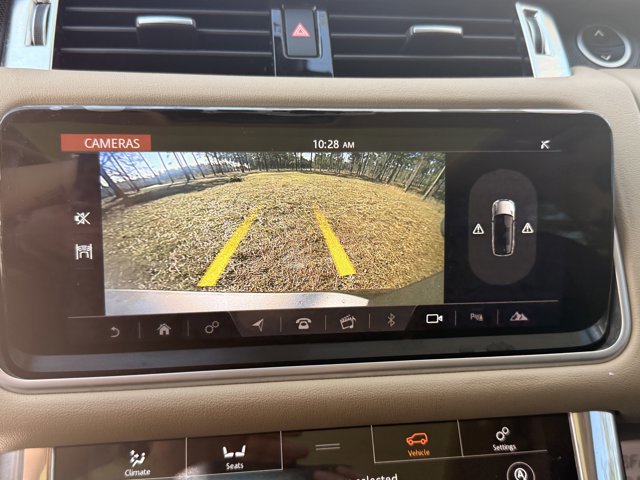 Used 2018 Land Rover Range Rover Sport HSE image 24