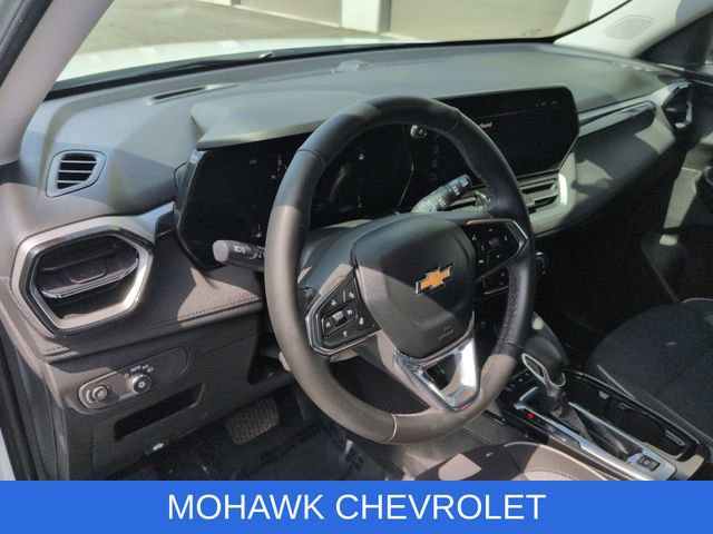 Certified 2024 Chevrolet TrailBlazer LT w/ LT Cold Weather Package AWD/4WD image 11