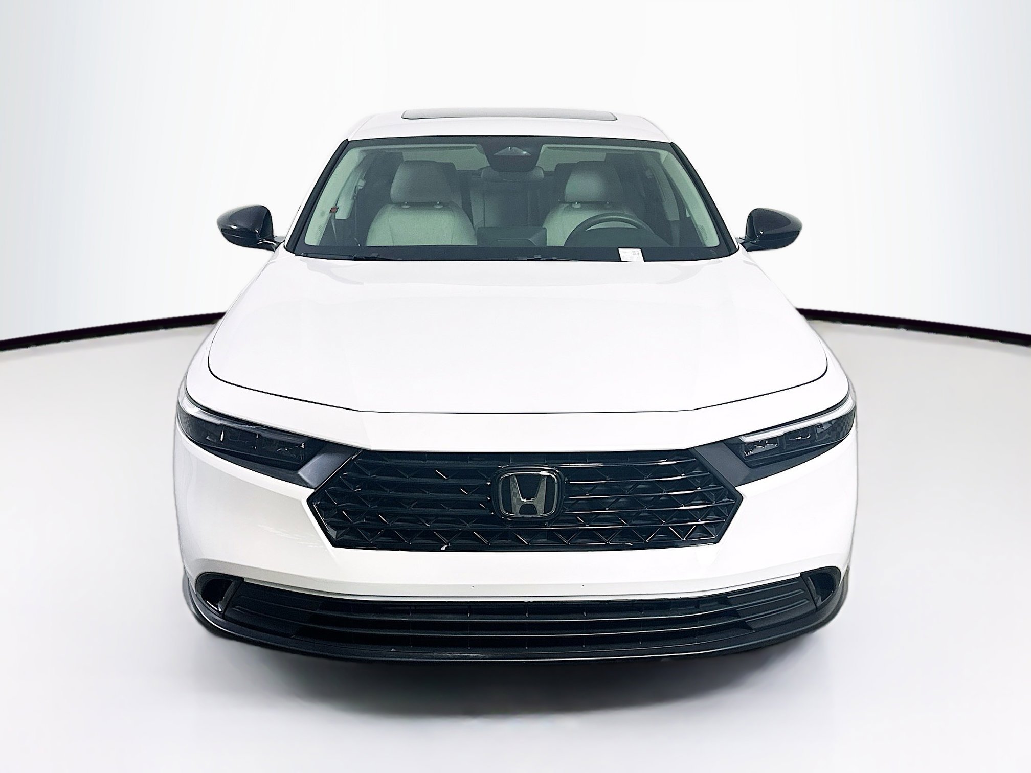 Used 2025 Honda Accord SE image 2