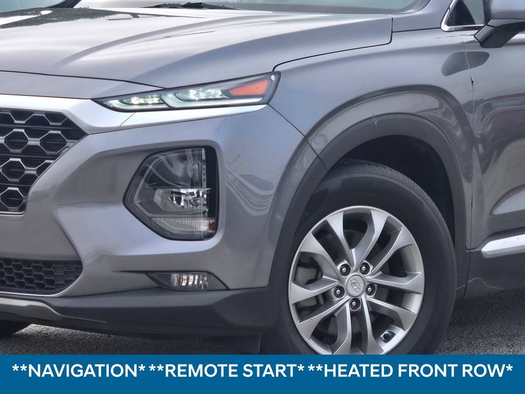 Used 2019 Hyundai Santa Fe SEL FWD image 2