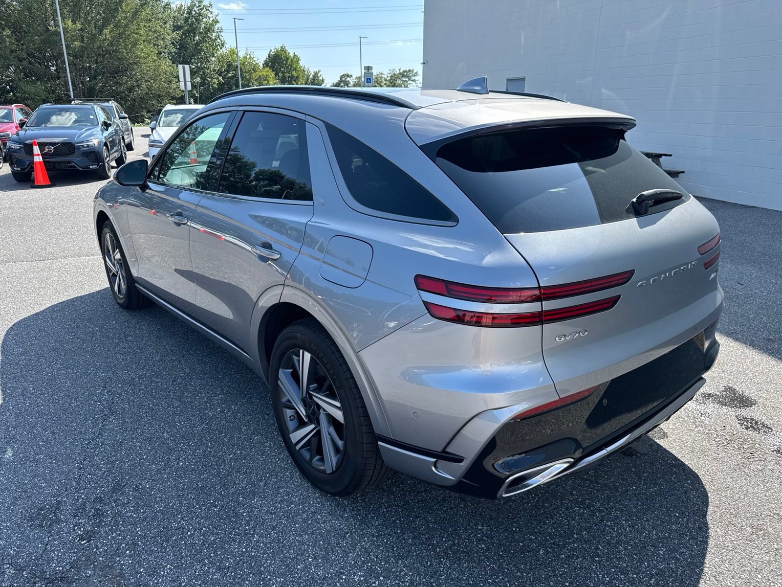 New 2026 Genesis GV70 3.5T Sport Advanced AWD/4WD image 5
