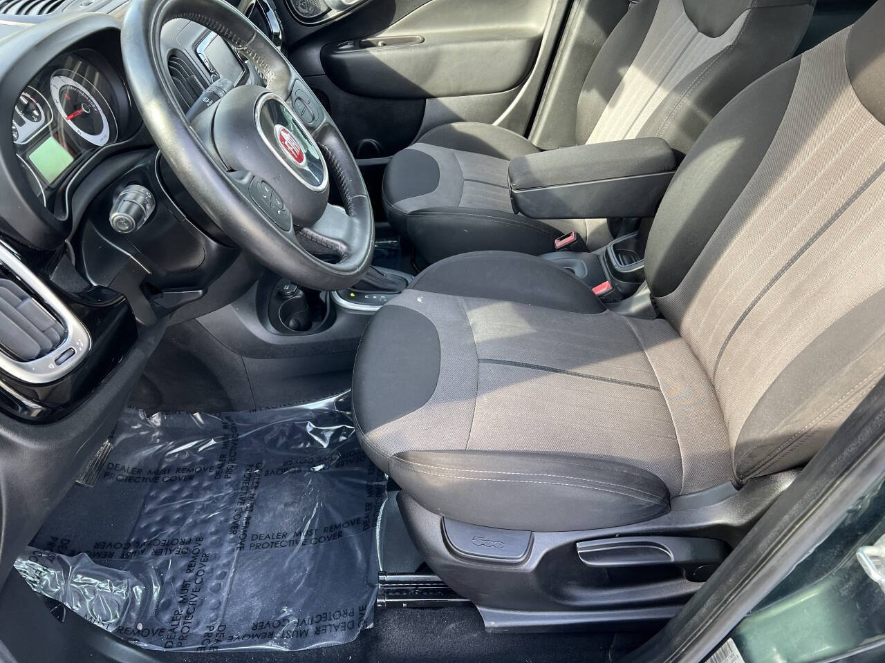 Used 2015 FIAT 500L Trekking FWD image 9