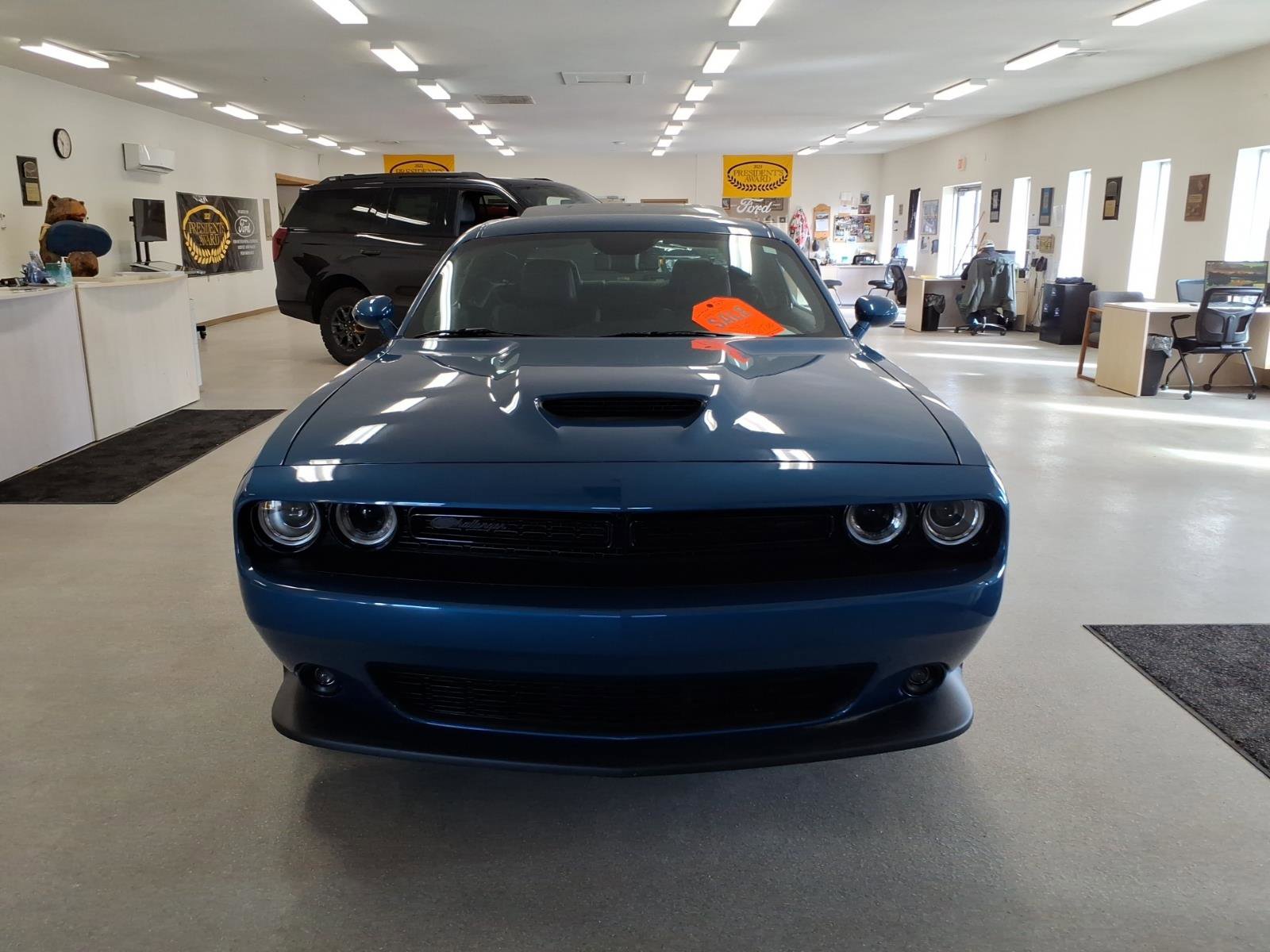 Used 2023 Dodge Challenger GT w/ Plus Package image 4