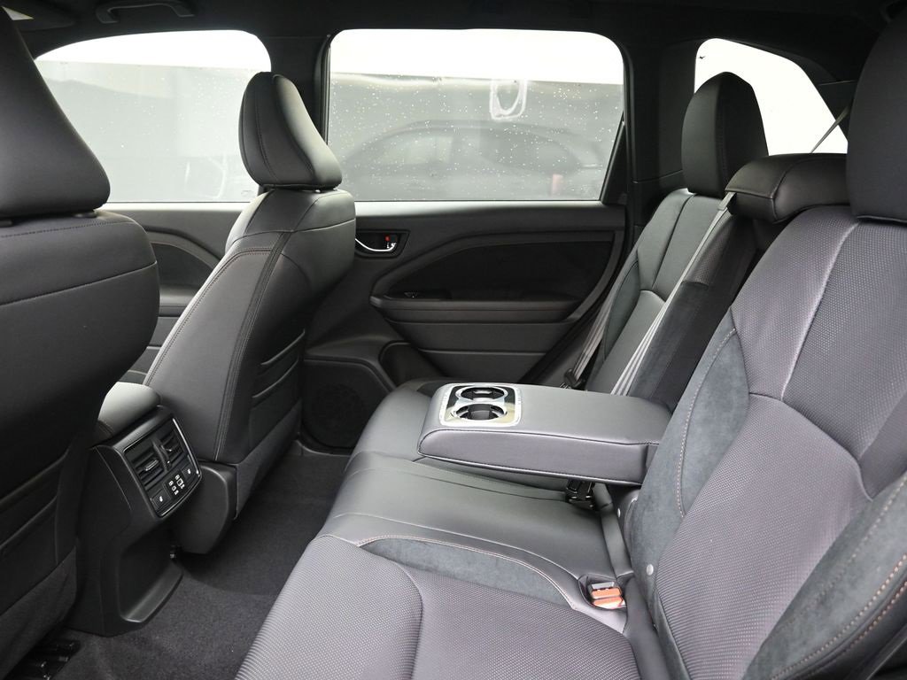 New 2025 Subaru Forester Touring image 18
