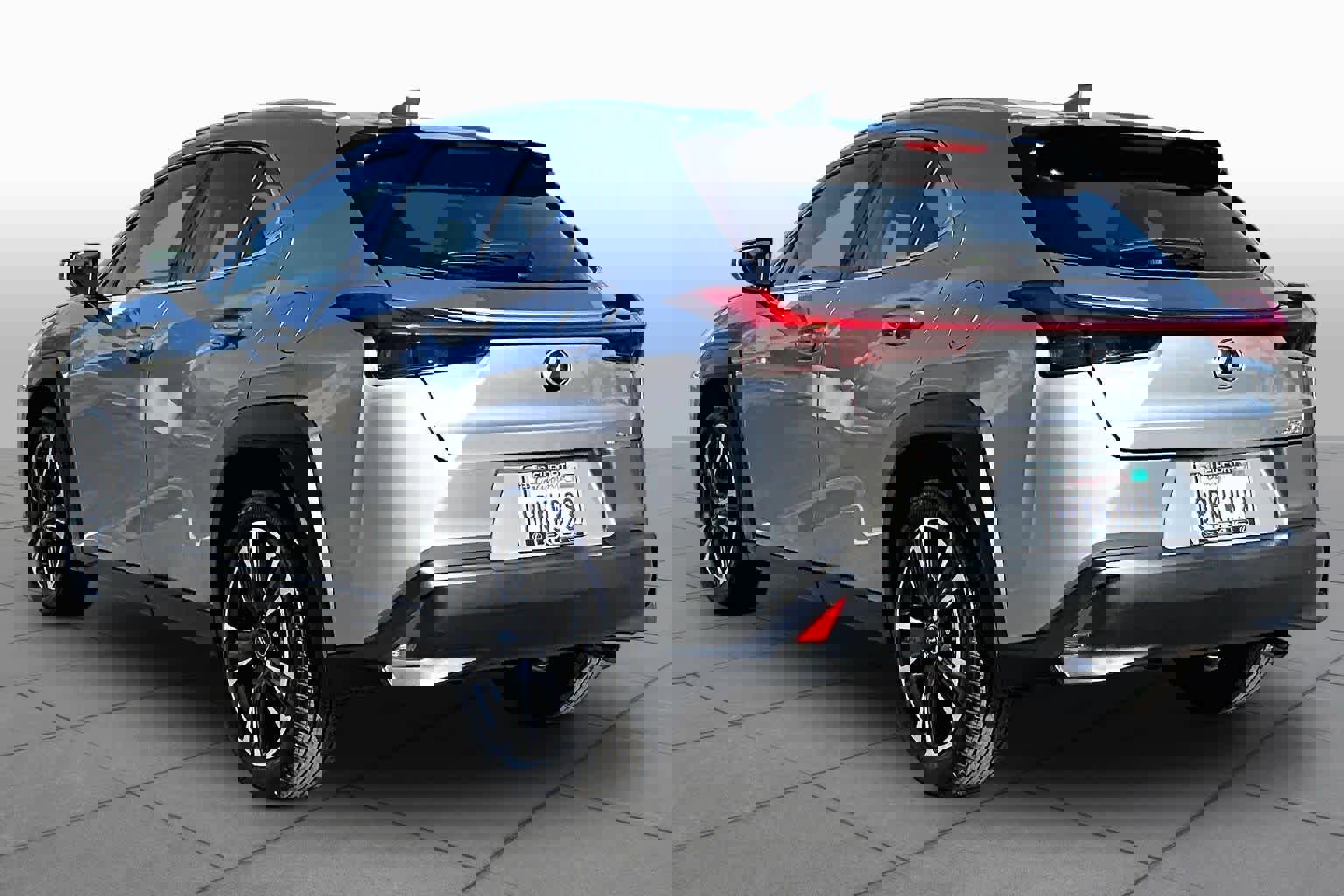 Used 2020 Lexus UX 200 w/ Premium Package image 11