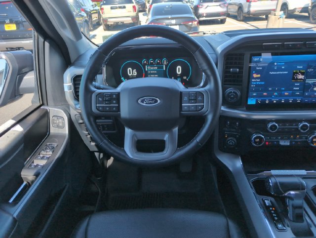 Used 2021 Ford F150 Lariat w/ Trailer Tow Package AWD/4WD image 19