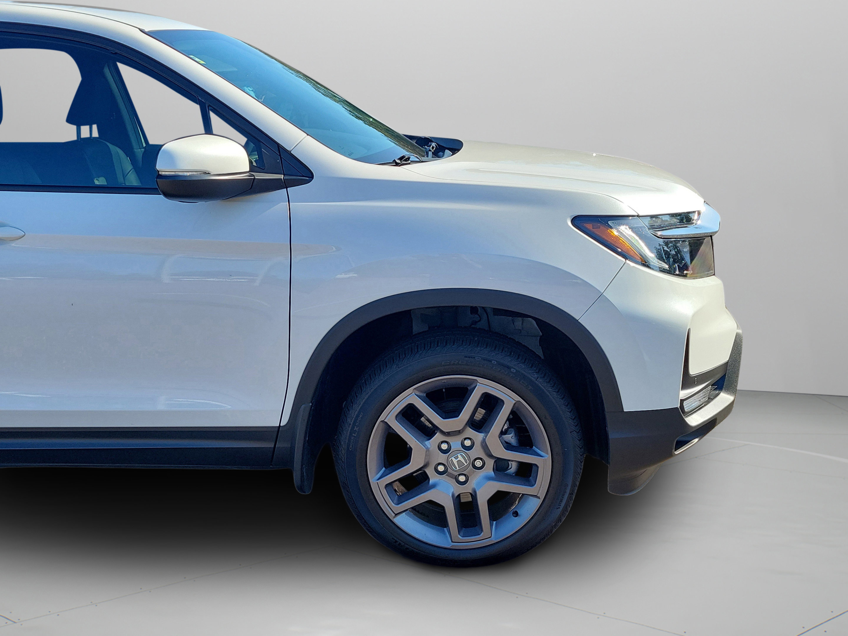 Certified 2023 Honda Passport EX-L image 9