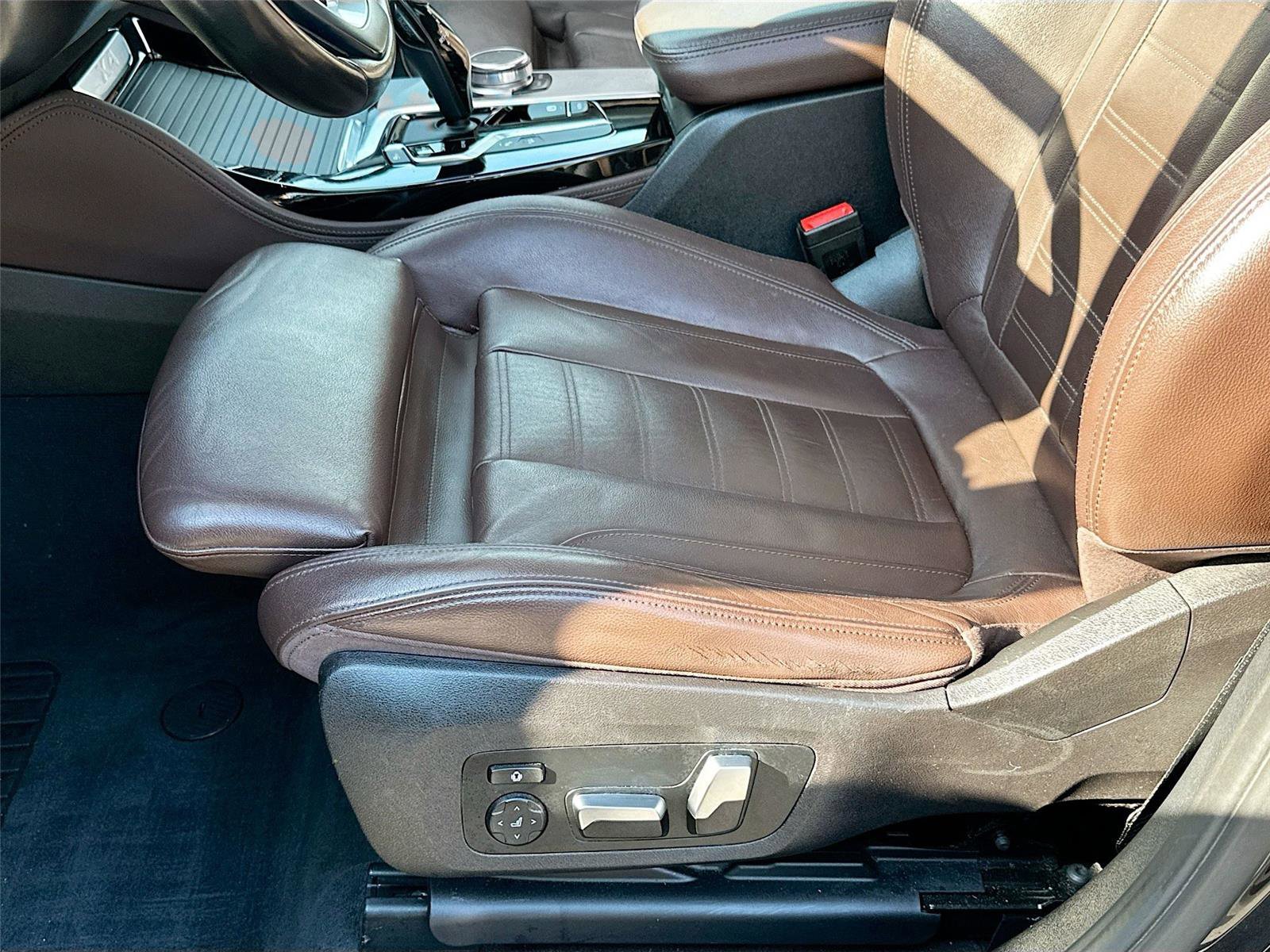 Used 2019 BMW X4 xDrive30i w/ M Sport Package 2 image 19