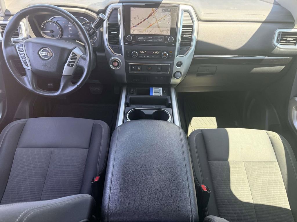 Used 2020 Nissan Titan SV w/ SV Convenience Package image 23