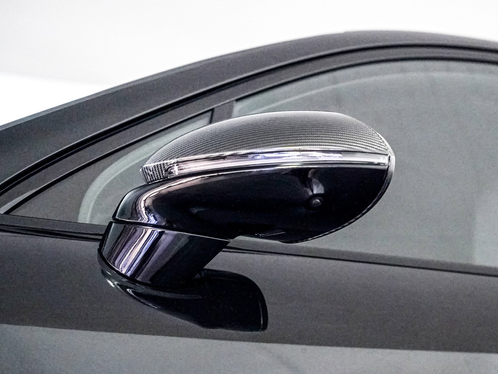 New 2026 Porsche Cayenne Turbo GT image 28