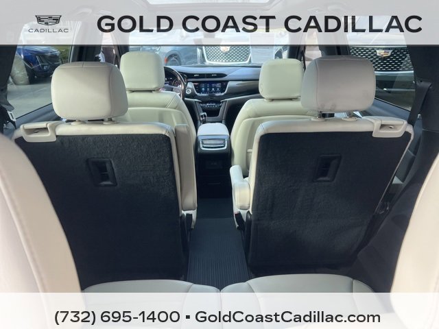 Used 2023 Cadillac XT6 Sport w/ Technology Package image 13