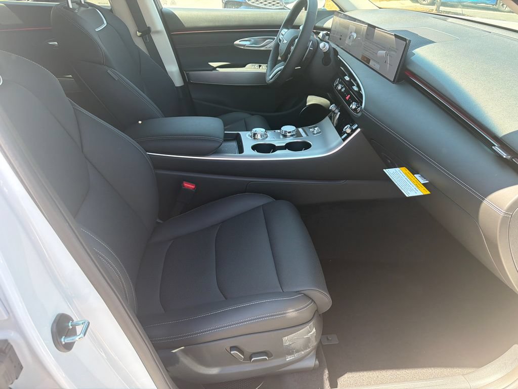 New 2027 Genesis GV70 2.5T Select AWD/4WD image 15