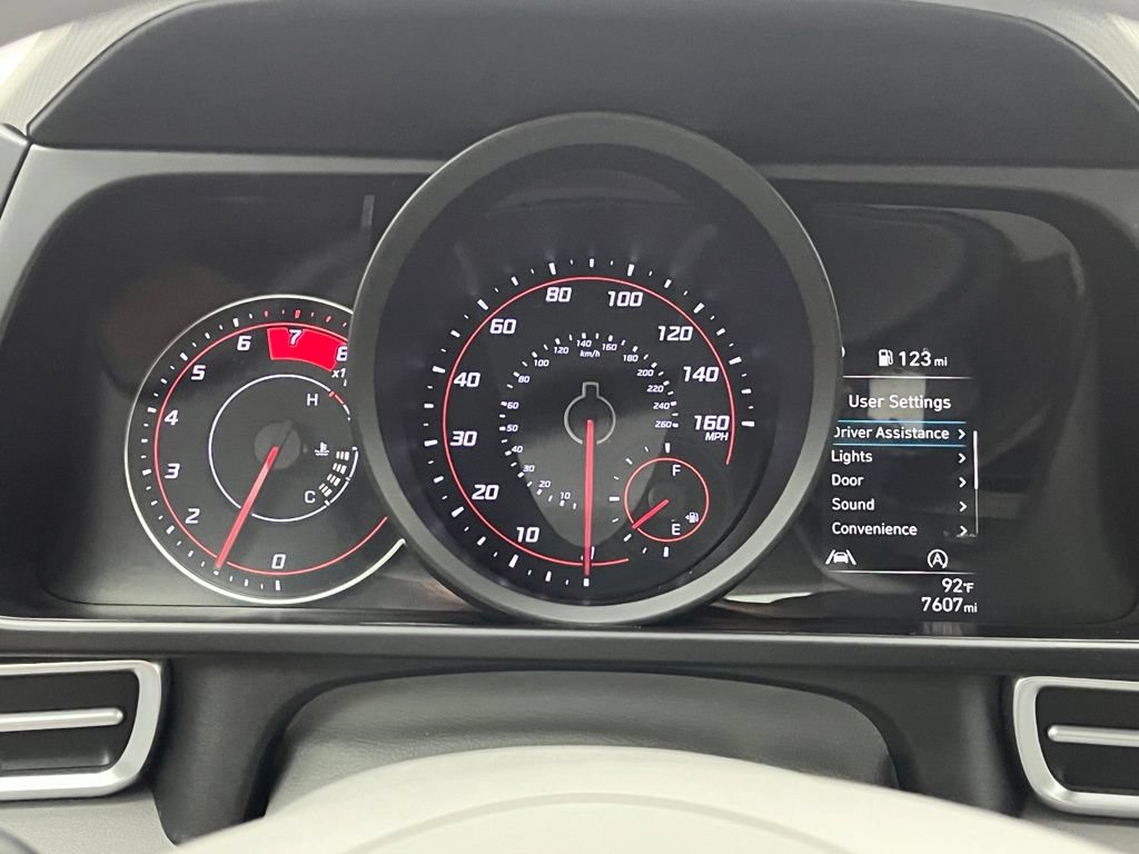 Used 2023 Hyundai Elantra SE FWD image 22