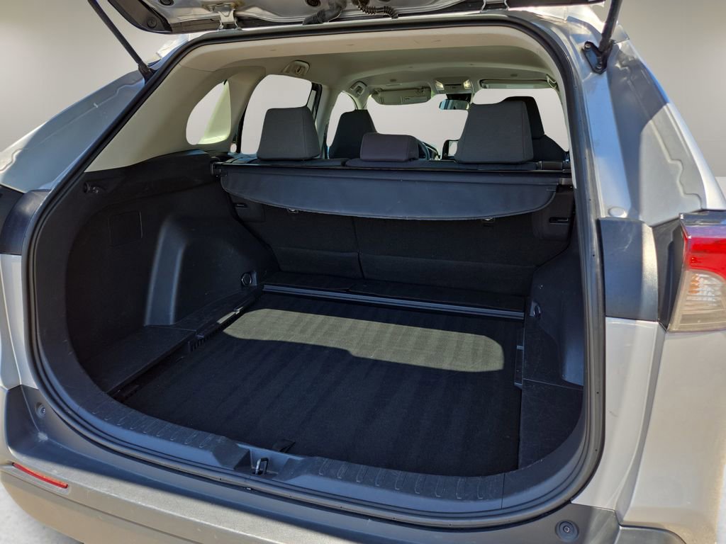 Used 2023 Toyota RAV4 XLE FWD image 26