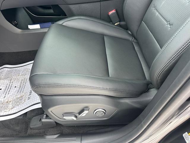 New 2026 Hyundai Santa Fe Limited image 8