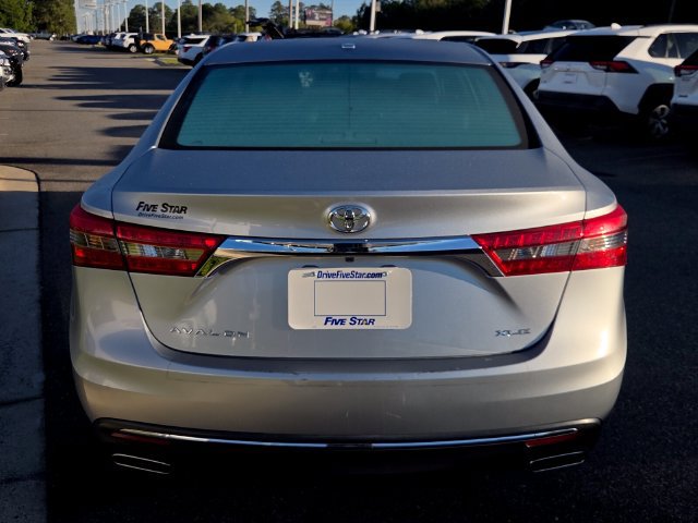 Used 2017 Toyota Avalon XLE FWD image 12