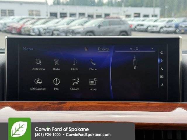 Used 2017 Lexus LX 570 4WD w/ Luxury Package image 32